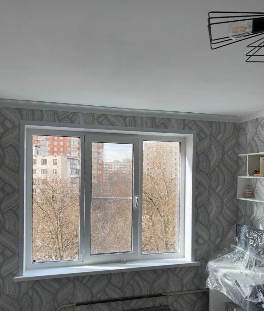 Монтаж в панельном доме окна Rehau Grazio