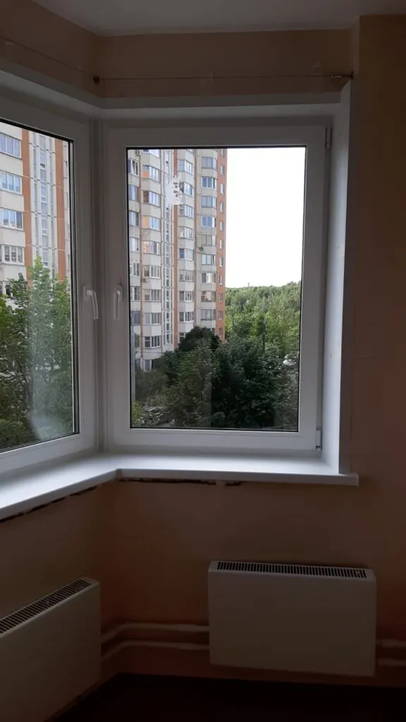 Установка по улице Дмитриевского профиля Rehau ECO 60