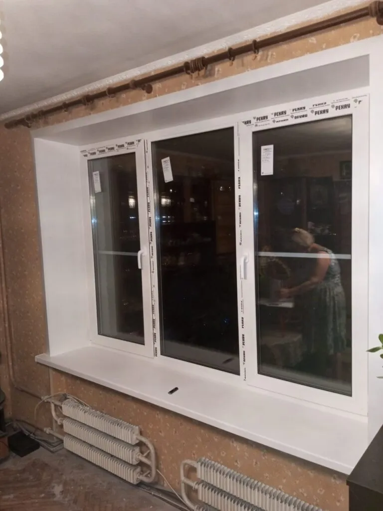 Монтаж профиля Rehau Blitz в панельном доме