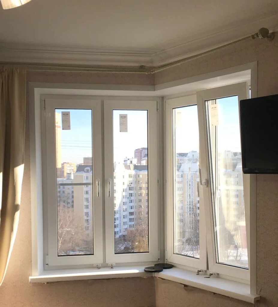 Установка окна с замками по ул. Тихомирова, д 12