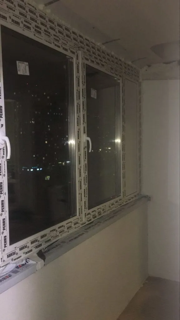 Установка окон Rehau Grazio в квартире в Химках